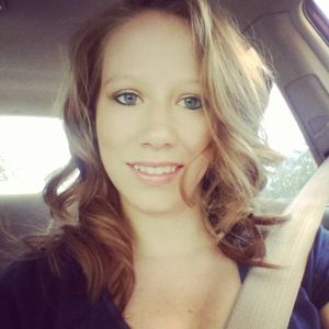 Meet your Posher, Kandi